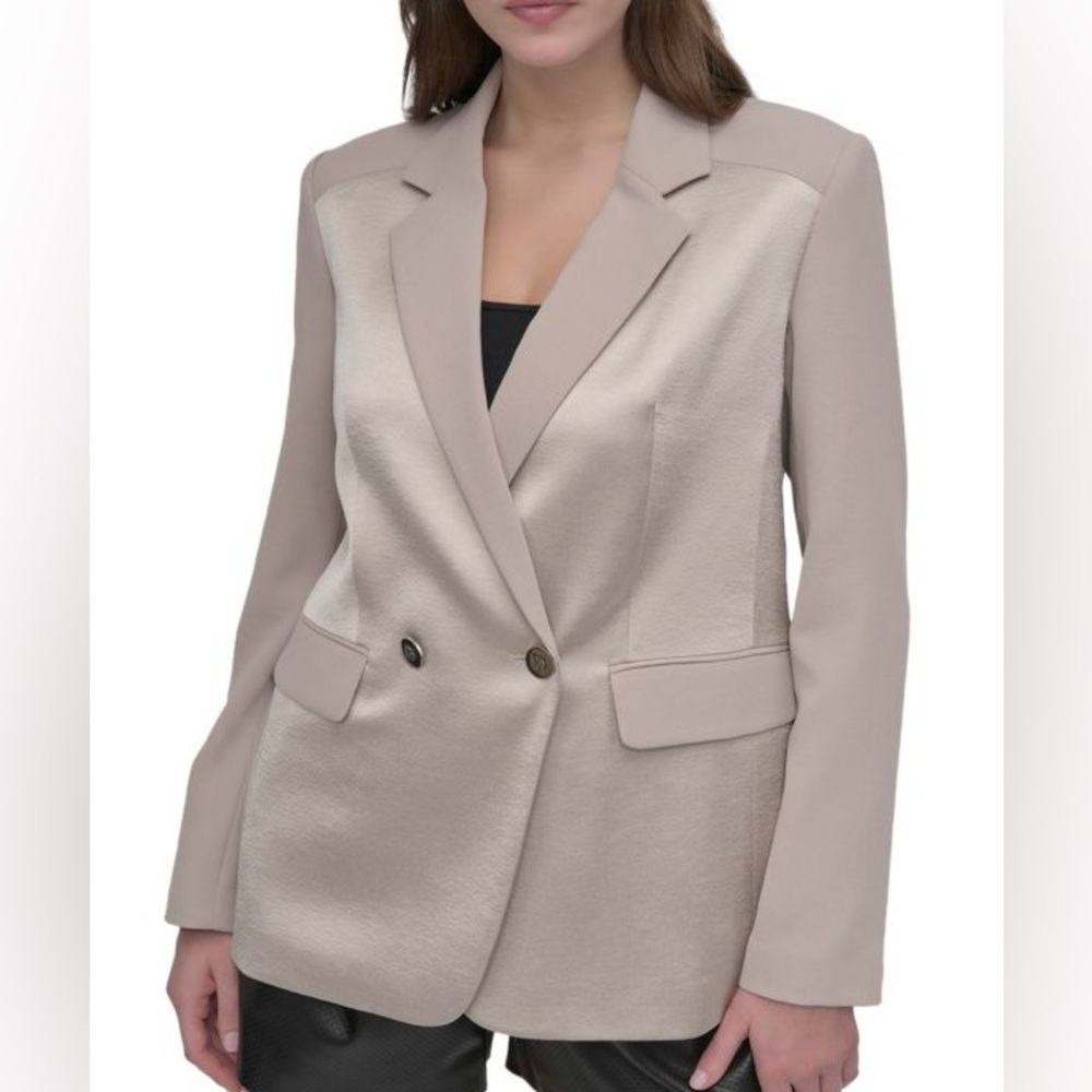 NWT DKNY Women's Beige Double-faced Satin Tailored Blazer size Small